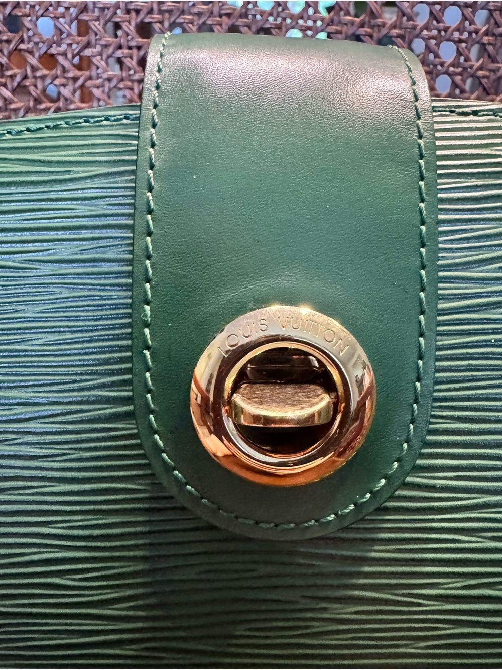 Louis Vuitton Green Epi Vintage Capucine - Picture 3 of 14